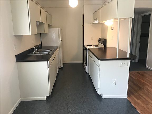 4th image of 801 W Lynn St APT 207