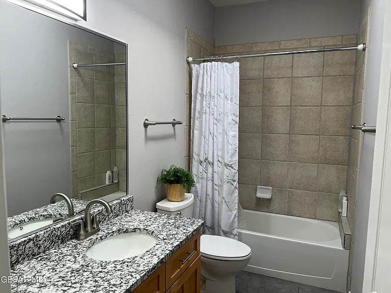 5656 Burning Tree Dr — Photo 52