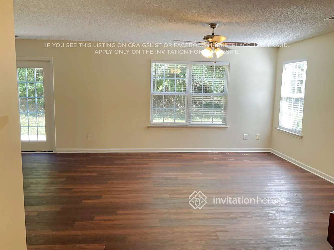 1307 Caselton Ct NW Charlotte, NC 28269 — Photo 3