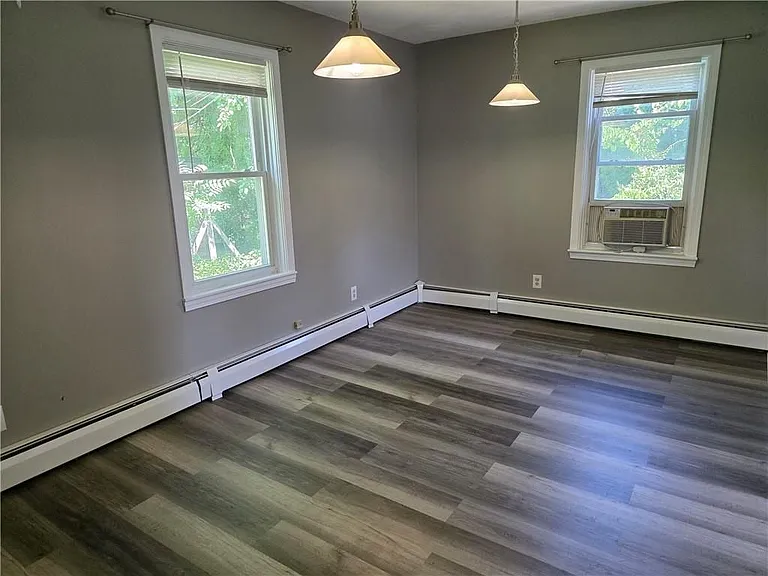 216 Maplewood Ave — Photo 14