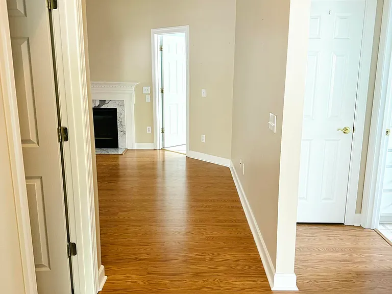 125 Rama Ct — Photo 3