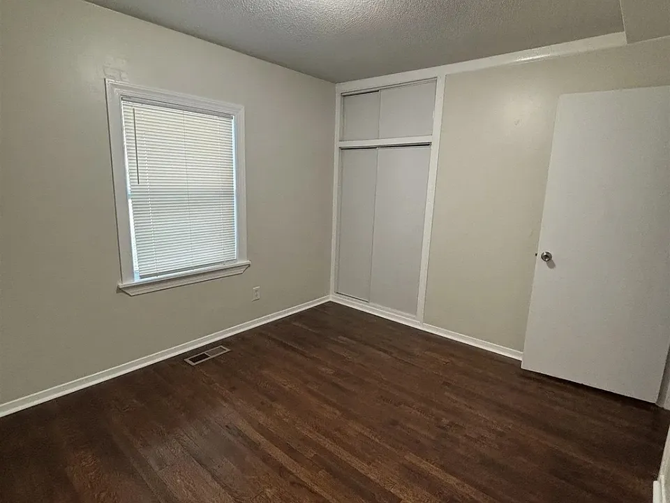 4288 Kimball Ave