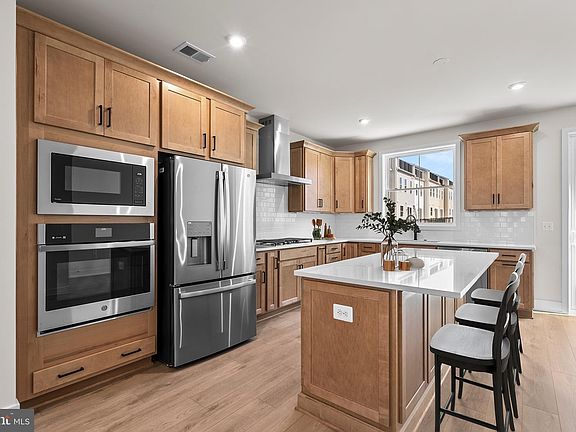3rd image of 42141 Picasso Sq Homesite 4526