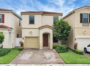 673 NE 191st St, Miami, FL 33179