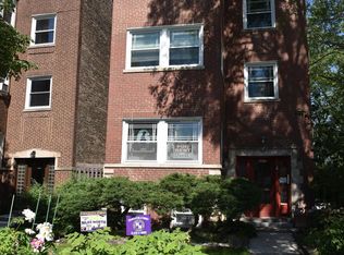 8407 Monticello Ave APT 2, Skokie, IL 60076