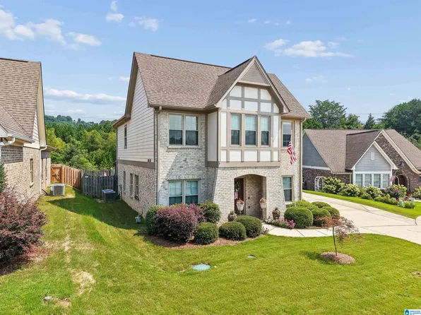 6650 Woodmere Xing, Leeds, AL 35094