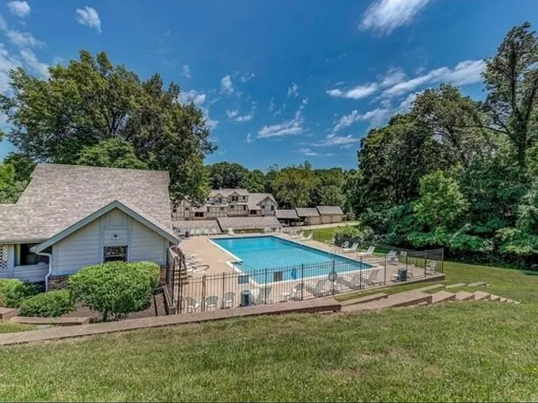 2218 Canyonlands Dr #F — Photo 19