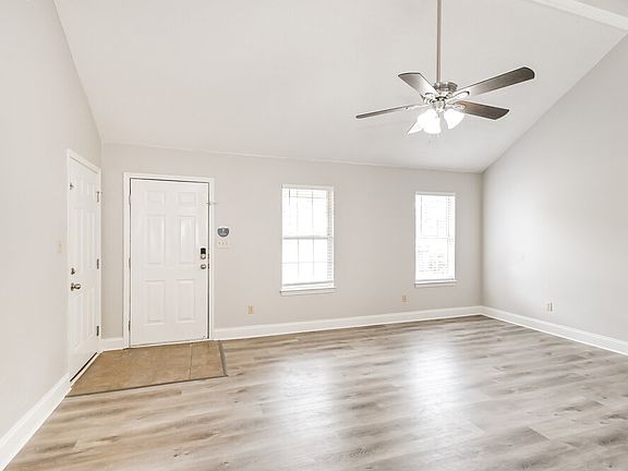 5th image of 3030 Caitlynn Cir N