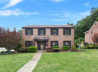 5074 Sherwood Rd, Bethel Park, PA 15102