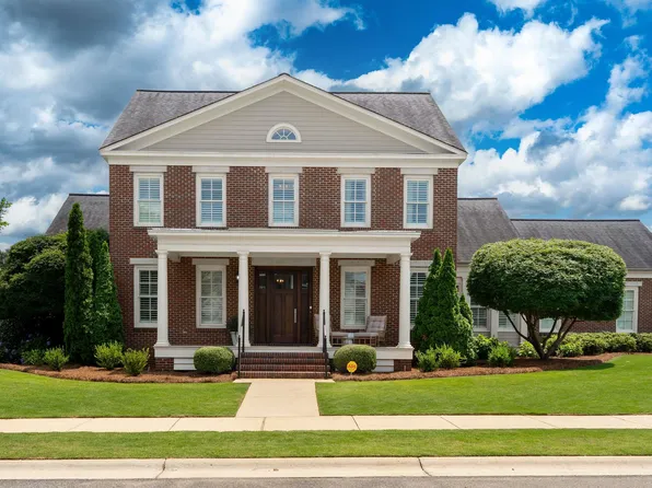 764 Chestnut Park Ln, Hoover, AL 35226