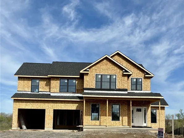 8020 Sedge Grass Rd, Baldwinsville, NY 13027