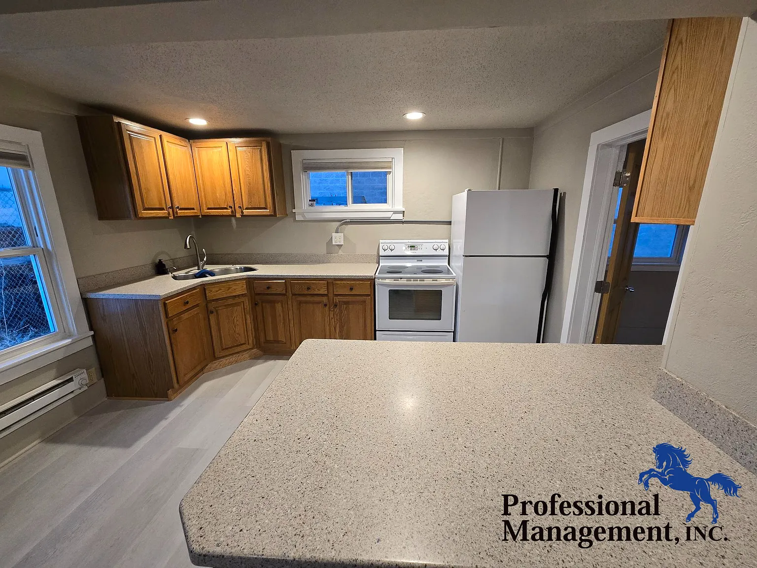 1 bed, $995 — Photo 4