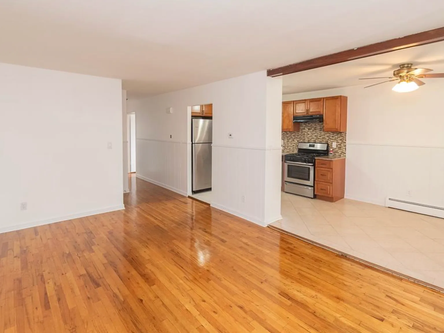 3 bed, 2740 sqft, $3,500 — Photo 3