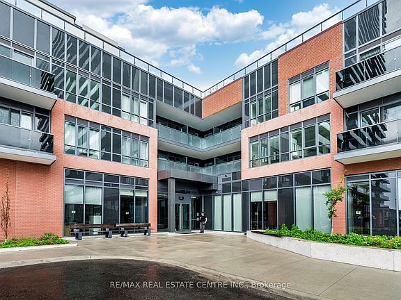2nd image of 2545 Simcoe St N #2401