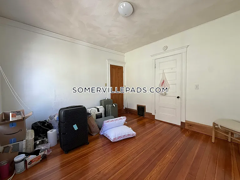 10 Dickson St — Photo 17