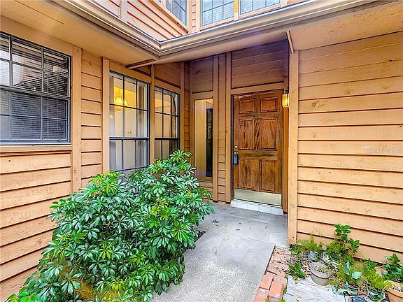 Home For Sale In The Springs