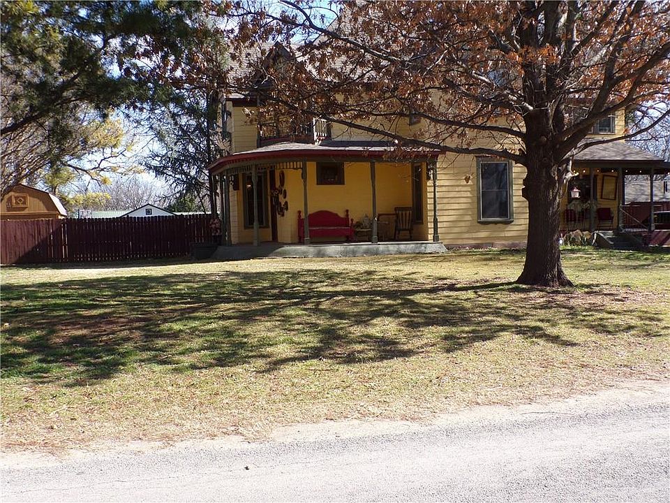 1st image of 1001 E Juanita St