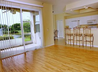 2815 Cypress Trace Cir APT 102, Naples, FL 34119