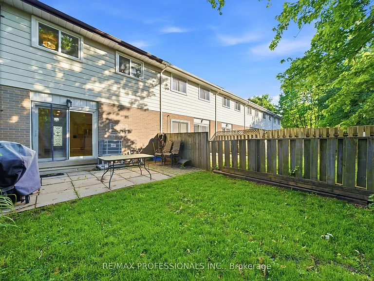 141 Ripley Ct #6 — Photo 19