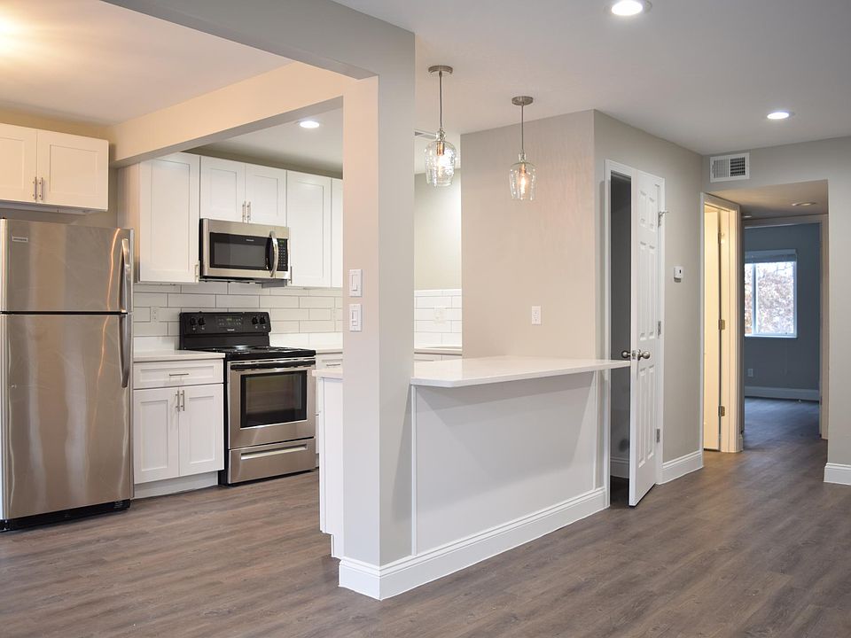 1st image of 807 W 40th St APT 4