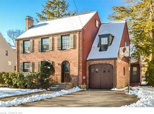 37 Castlewood Rd, West Hartford, CT 06107