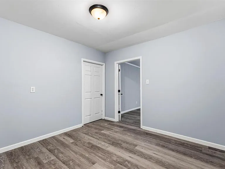 2510 Lovelaceville Florence Sta E — Photo 13