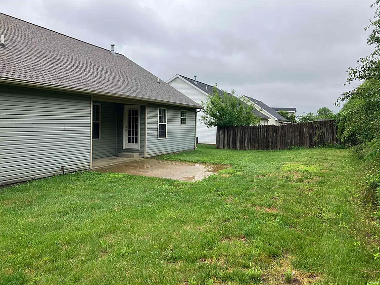 7872 Sandalwood Dr — Photo 28