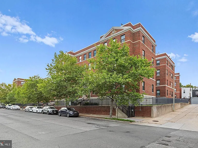 55 M St NW #202 — Photo 1