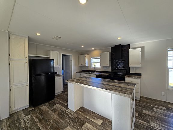 3rd image of 529 Split Rail Pkwy #234