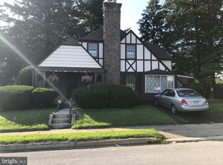 1305 Howard Pl, Reading, PA 19601