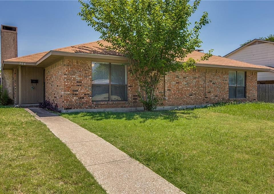 1st image of 706 Royal Crest Dr