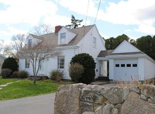 56 Chestnut St, Dartmouth, MA 02748