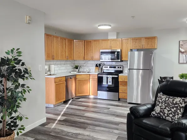 18 Averill St #313, Red Deer, AB T4R 3J1