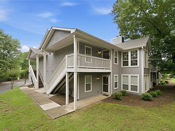 4th image of 1007 Olde Mill Ln