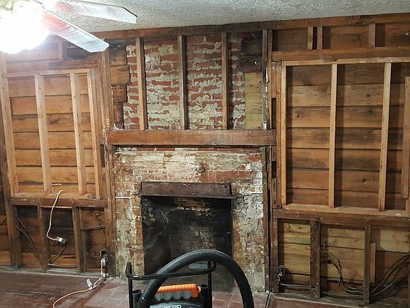 Living room South Wall