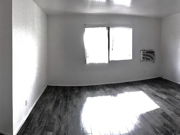 2nd image of 5660 Case Ave #C