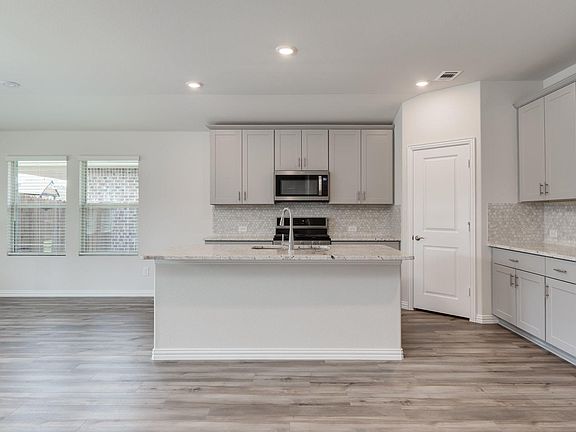 2nd image of 5219 Bellhurst Dr