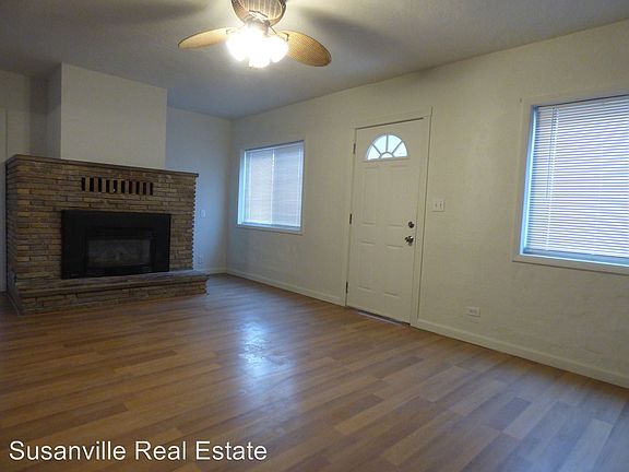 3rd image of 569 N Weatherlow St