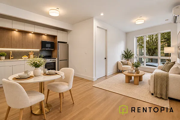 Living room, photo 1