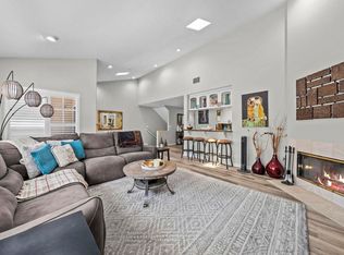 7546 Romeria St, Carlsbad, CA 92009