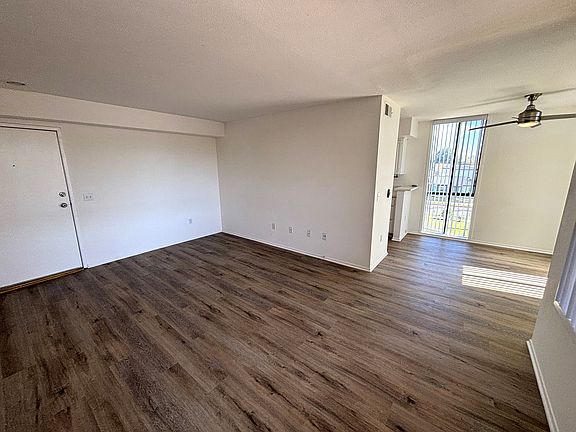 3rd image of 5300 Kester Ave APT 206