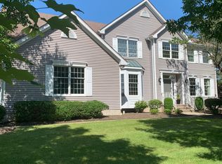 20 Matthews Farm Rd, Belle Mead, NJ 08502