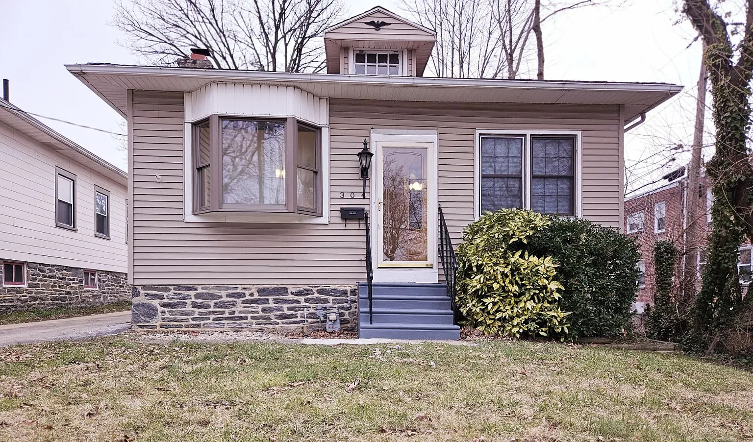 304 N Lynn Blvd photo 1