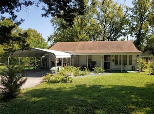 864 N 79th St, East Saint Louis, IL