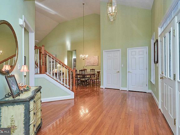 5th image of 6028 Gallant Fox Ct