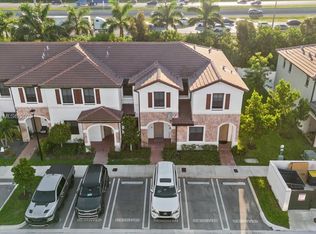 11103 W 32nd Ln, Hialeah, FL 33018