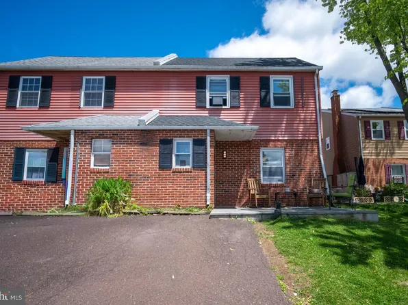 7 Naylor Ct, Quakertown, PA 18951