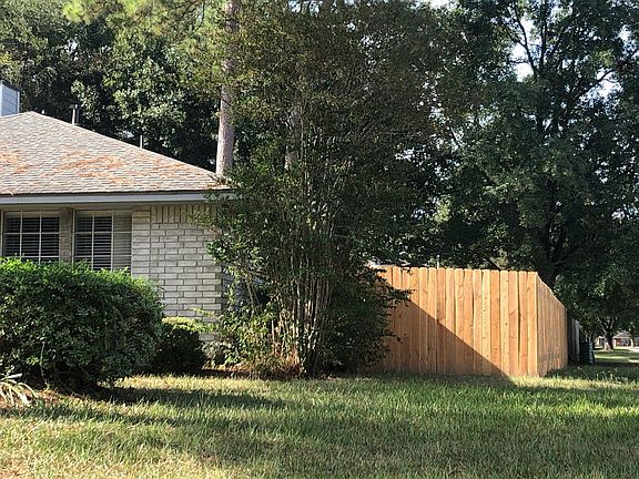 2nd image of 2410 Old Oak Ln