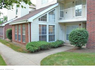 253 Carriage Crossing Ln, Middletown, CT 06457