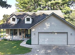 162 Cheryl Dr, Midland, MI 48640